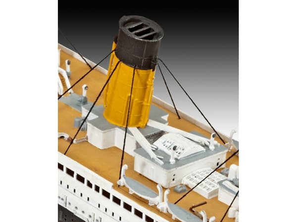 Revell RMS Titanic, Pienoismallimatkustajalaiva, Kokoamispakkaus, 1:700, RMS Titanic, Muovi, Edistynyt
