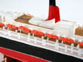 Pikkukuva 2 / 5: Revell Queen Elizabeth 2, Pienoismallimatkustajalaiva, Kokoamispakkaus, 1:1200, Queen Elizabeth 2, Muovi, Edistynyt