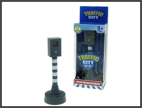 Hipo Speed Camera with batteries in box (HY0099)