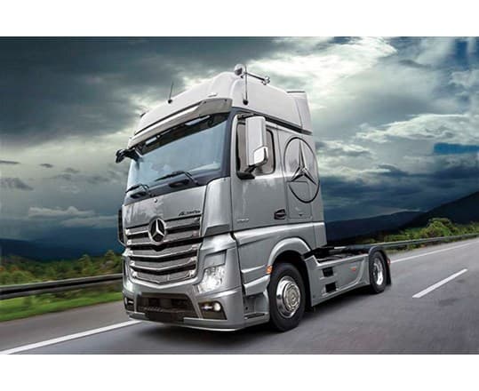 Italeri Mercedes Benz Actros MP4 Gigaspace, Modellastbil / -släp, Monteringssats, 1:24, Mercedes Benz Actros MP4 Gigaspace, Alla, Plast