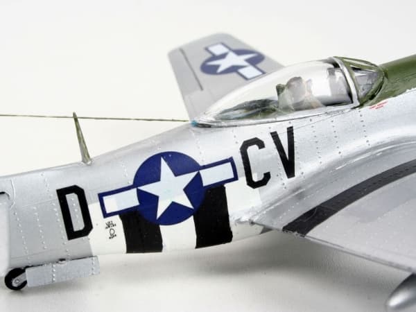 Revell P-51D Mustang, Luftfarkostmodell med fast vinge, Monteringssats, 1:72, North American P-51 Mustang, Plast, Second World War