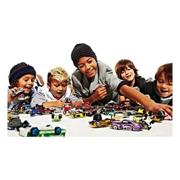 Set med 5 bilar Hot Wheels 1806