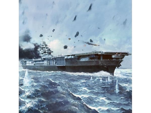 Plastic model Yorktown CV-5 Battle of Midaway 1/700