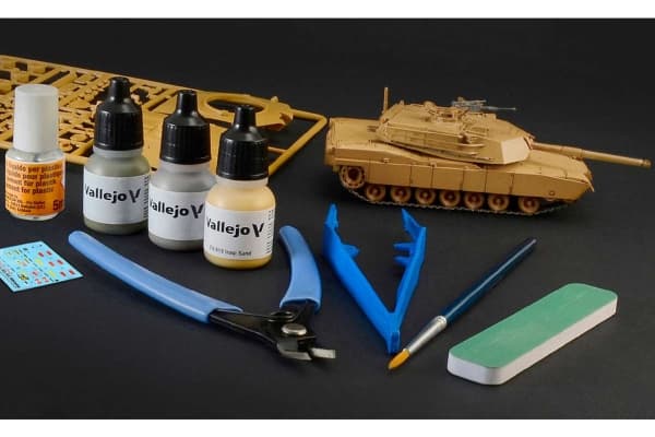 1:72 Complete modeling set M-1 Abrams