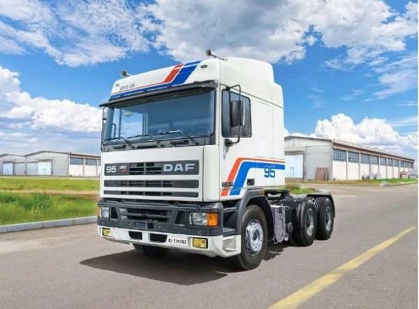 Italeri Plastmodell DAF 95 Master Truck 1/24