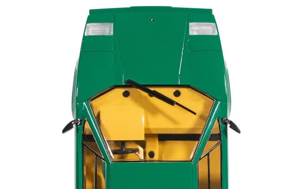 Scalextric Lamborghini Countach Verde Pino