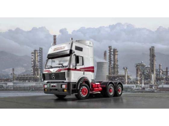 1:24 Mercedes-Benz SK Eurocab 6 x 4