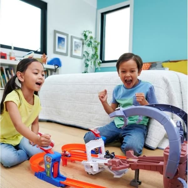 Spider Man Racerverse Circuit - Hot Wheels - HPL34 - Hot Wheels Fordon