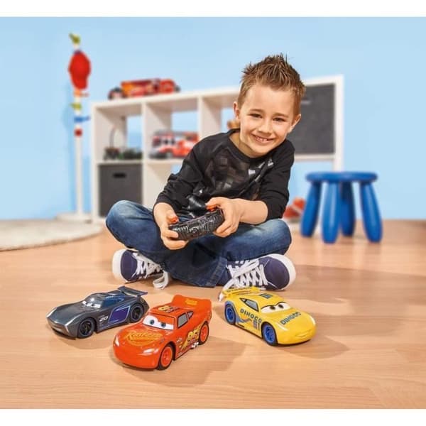 Majorette - Disney Cars 3 - Lightning McQueen radiostyrd bil - 1/24:e skala - Turbofunktion