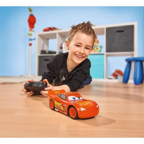 Majorette - Disney Cars 3 - Lightning McQueen radiostyrd bil - 1/24:e skala - Turbofunktion