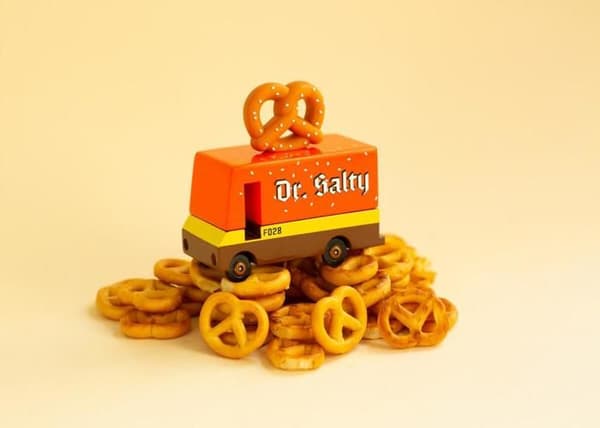 Candylab Toys - Dr Salty Pretzel Van - DAM