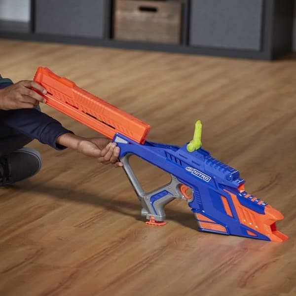 NERF NITRO - Motofurry Car Launcher för pojkar från 5 år och uppåt