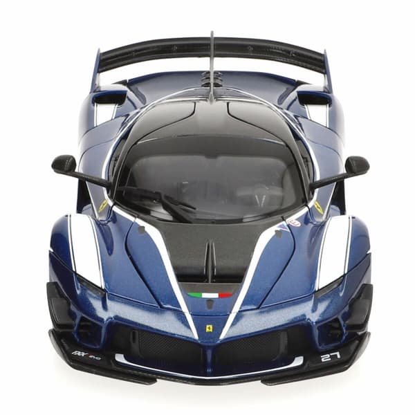 Auto Bburago Ferrari FXX K-EVO #27 BL 1:18