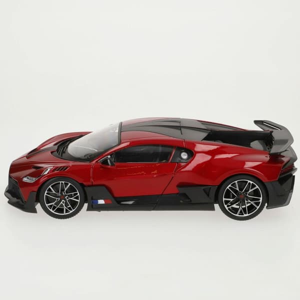 Bil Bburago GT Bugatti Divo 1:18
