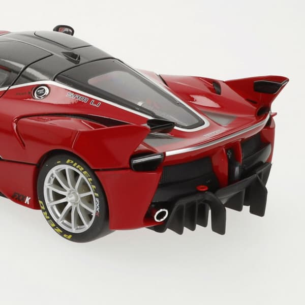 Bil Bburago Ferrari FXX K #88 1:18