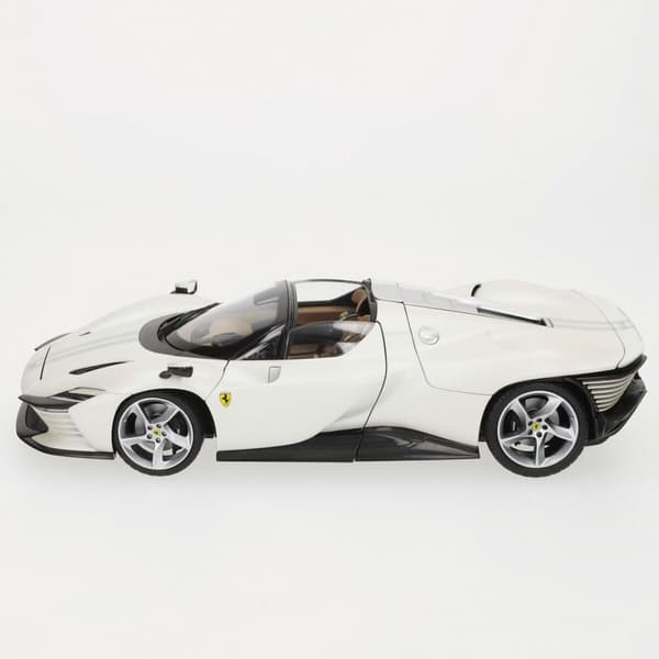 Bil Bburago Ferrari Daytona SP 1:18