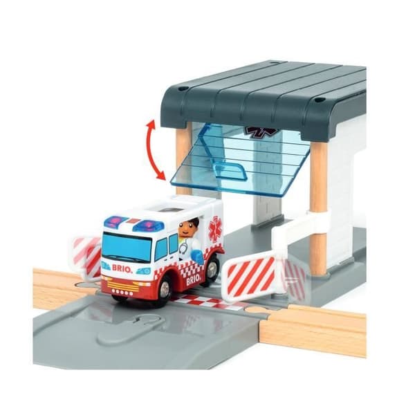 Emergency Intervention Circuit - BRIO - 36025 - Blandad träleksak med poliser, brandmän och ambulanspersonal