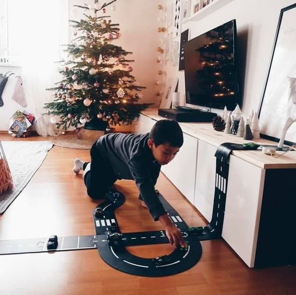 Flexibel krets för bilar - waytoplay - Motorvägsbana - 24 delar - Vattentät - Svart