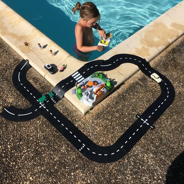 Flexibel krets för bilar - waytoplay - Motorvägsbana - 24 delar - Vattentät - Svart