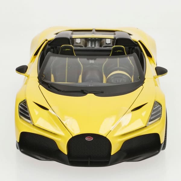 Bil Bburago GT Bugatti Mistral 1:18