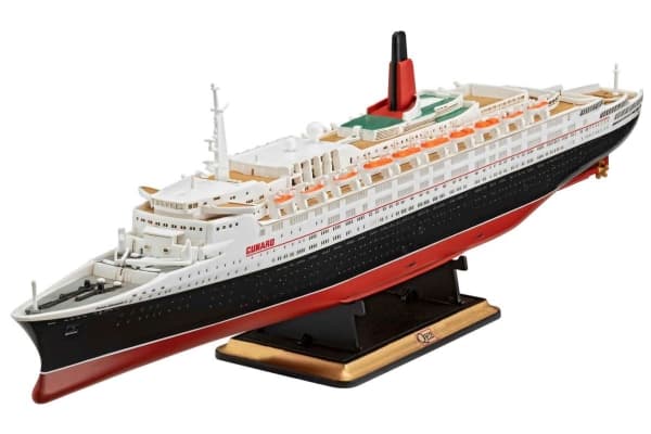 Model Set Queen Elizabeth II 1:1200