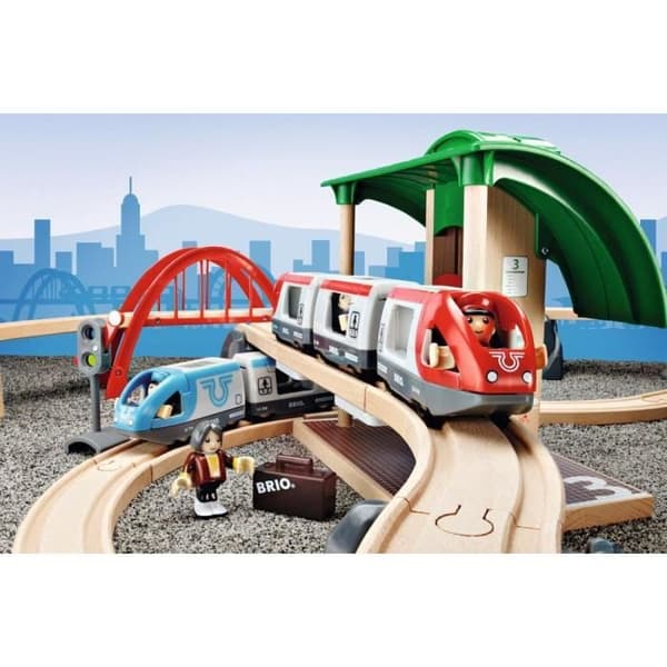 Brio World Traveler Platform Circuit - Komplet 42-delt sæt - Trætogsæt - Ravensburger - Fra 3 år - 33512