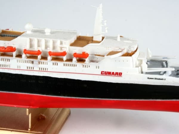 Revell Queen Elizabeth 2, Passasjerskipsmodell, Monteringssett, 1:1200, Queen Elizabeth 2, Plast, Avansert