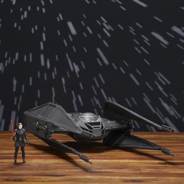 STAR WARS - Tie Silencer Vehicle + Kylo Ren Figure 10cm - HASBRO - Ljud, specialeffekter och projektil ingår