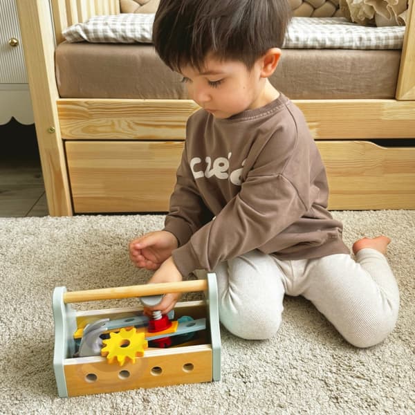 TOOKY TOY Værktøjskasse i træ 18 stk.
