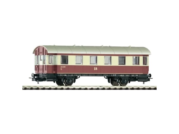 Piko H0 57633 H0 2.Kl. DR B passagerarvagn i andra klass