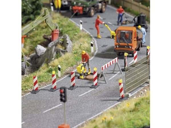 Busch Busch 7803 H0 Dekorativa tillbehör Färdig modell, lackerad