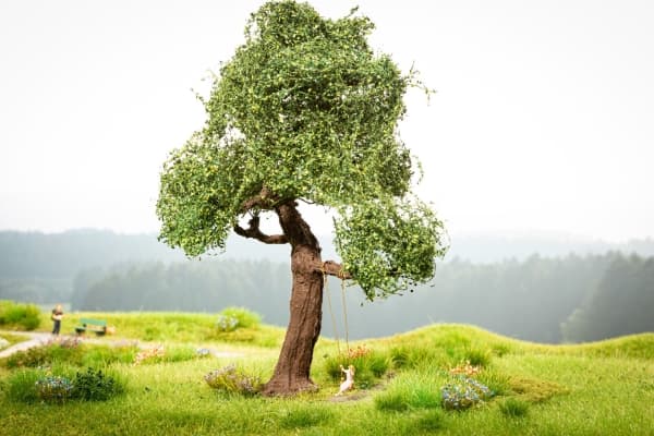 NOCH micro-motion Tree with Swing, HO (1:87), 1 kpl