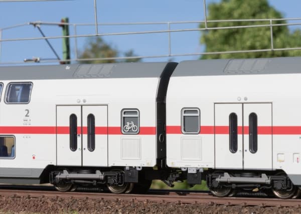 Märklin IC2 Type DBpza 682.2 Bi-Level Intermediate Car, 2nd Class, HO (1:87), 15 År, Ljusgrå, 1 styck