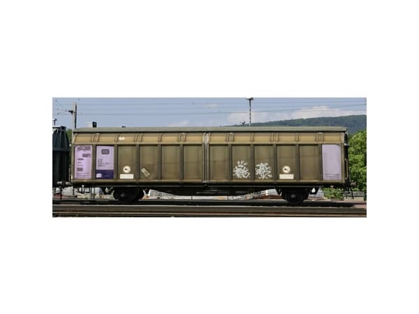 Hobbytrain H24650 N-sarja, jossa 2 kpl liukuva seinävaunuja Hbbikks DB:ltä