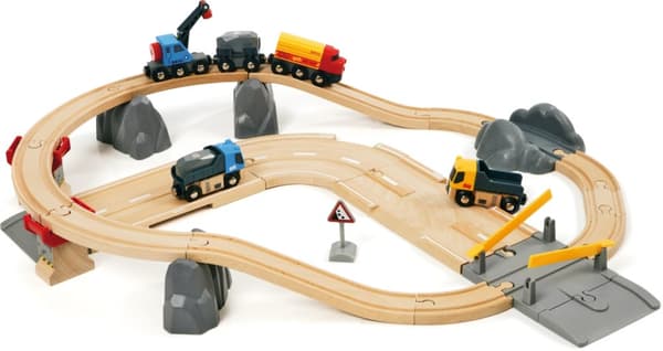 Brio World 33210 - Rail &amp; Road Lastesett for jernbane og vei