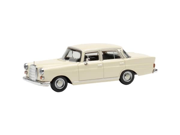 Herpa 420457-003 H0 Henkilöauton malli Mercedes Benz 200 takapurje, kermainen