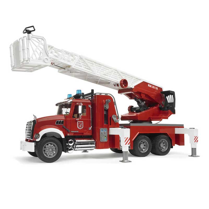 Bruder MACK Granite Brandbil Lastbil med Vattenpump 02821