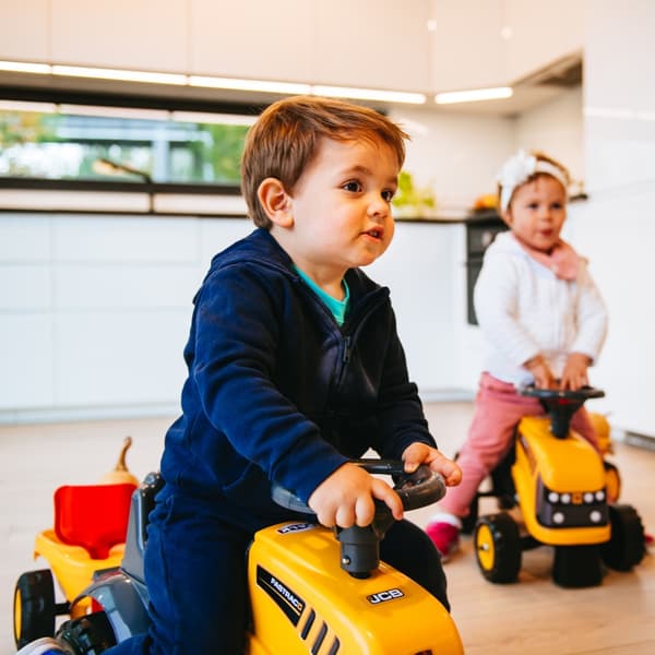 FALK JCB Orange Traktor med Trailer fra 1 år