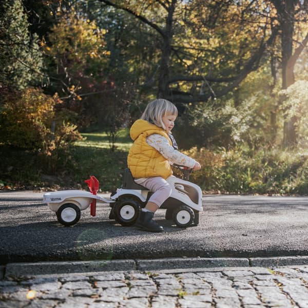 FALK Baby Valtra Hvid Traktor med Trailer + Tilbehør fra 1 år