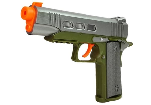 Poliisisarjan pistooli, 20 cm:n merkki, pillikotelo, valotehosteääni