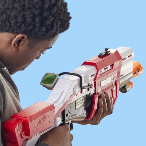 NERF - Fortnite TS Pump Blaster med 8 officiella Nerf Mega Dart