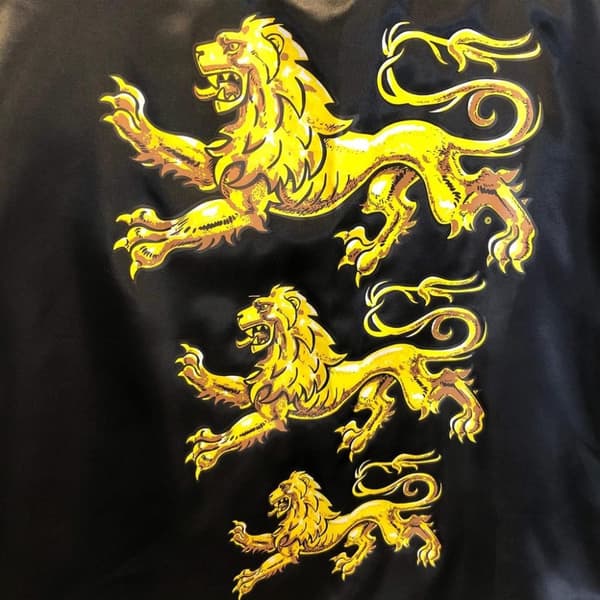 Triple Lion kappa för utklädnad