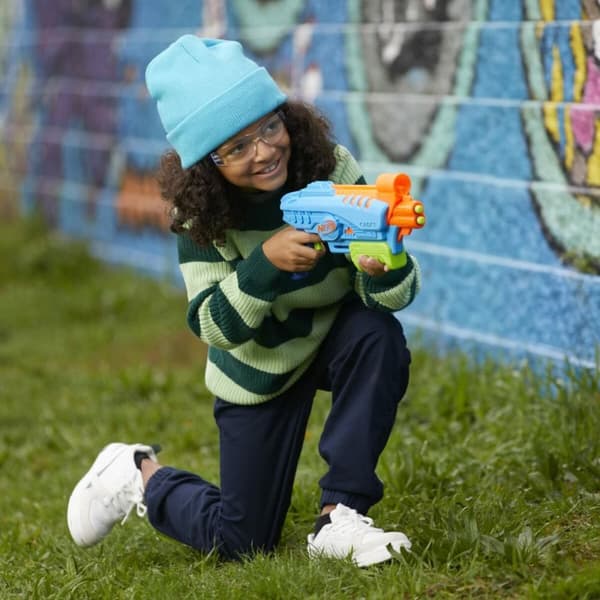 Uppsättning 2 Pistoler med Pilar Nerf Ultimate Starter Set