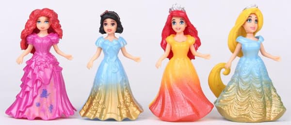 8 Frozen Figures