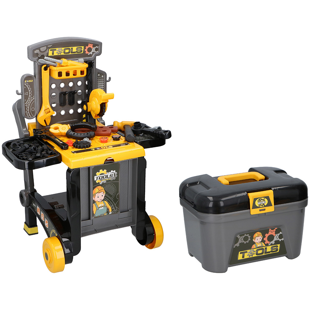 3i1 Arbetsbänk med verktyg