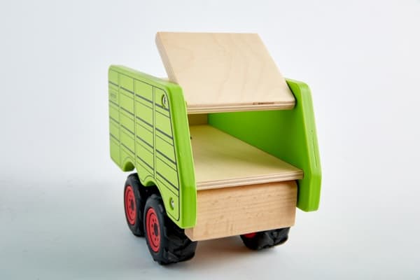 Pintoy Traktor med  vagn Träleksak