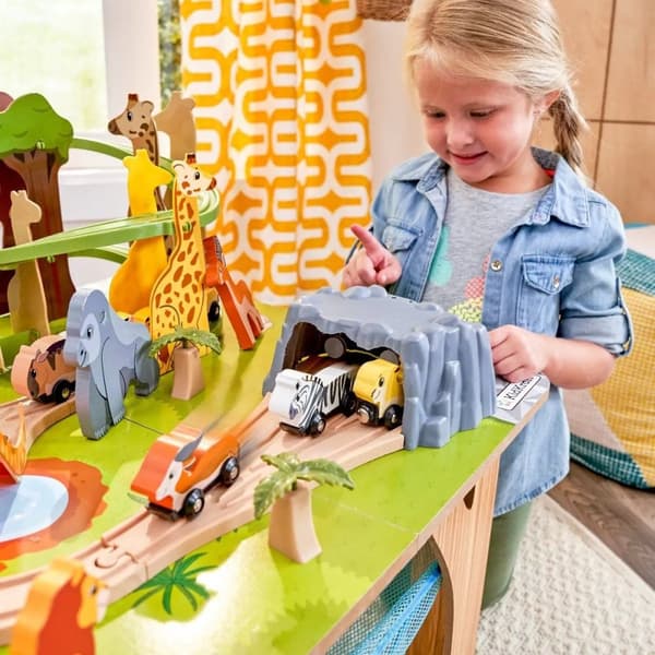 Kidkraft  Adventure Tracks Saferi Tåg lekbord m. tillbehör