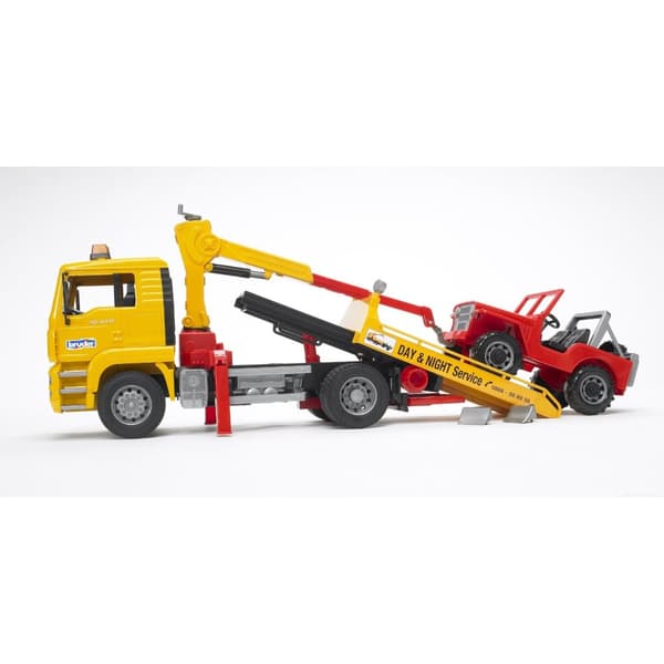 BRUDER tow truck with cross country vehicle, 02750