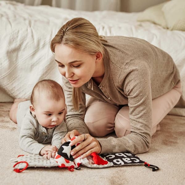 Canpol babies Soft Contrast Book SENSORY TOYS 68/081