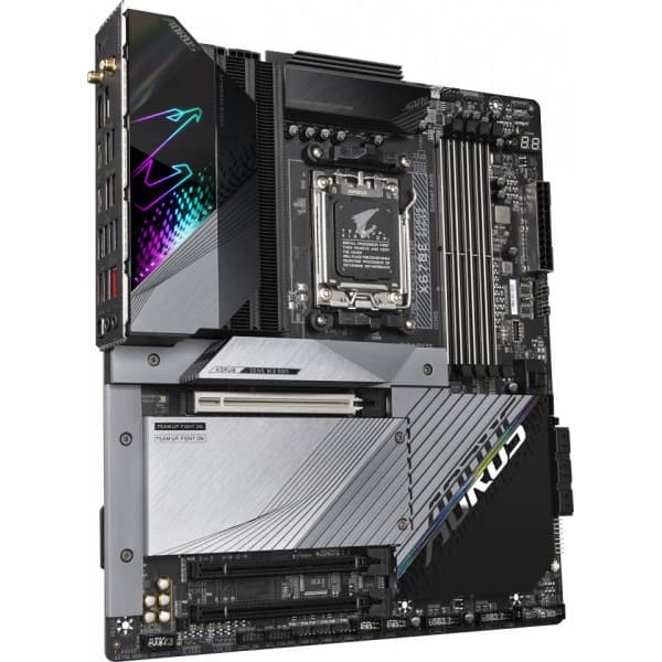 Gigabyte X670E AORUS MASTER E-ATX moderkort